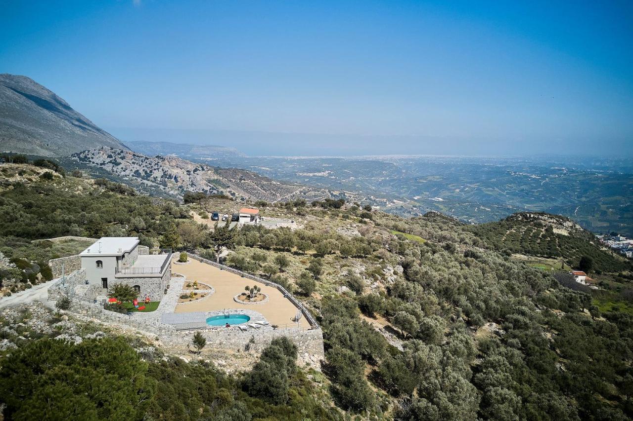 Irma Villa, A Secluded Sanctuary, By Thinkvilla Krousonas  Bagian luar foto