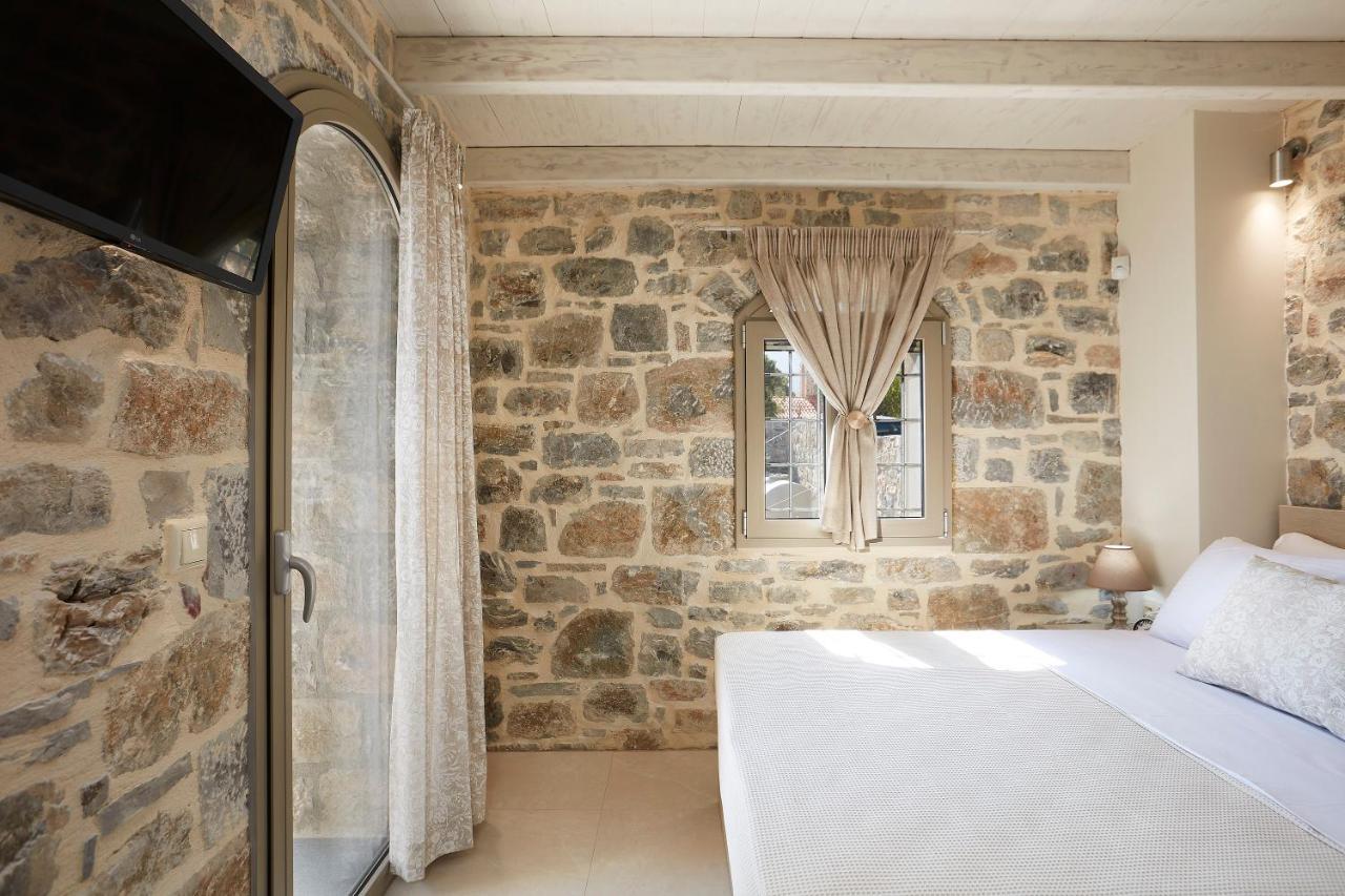 Irma Villa, A Secluded Sanctuary, By Thinkvilla Krousonas  Bagian luar foto