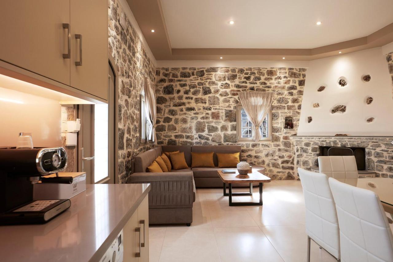 Irma Villa, A Secluded Sanctuary, By Thinkvilla Krousonas  Bagian luar foto